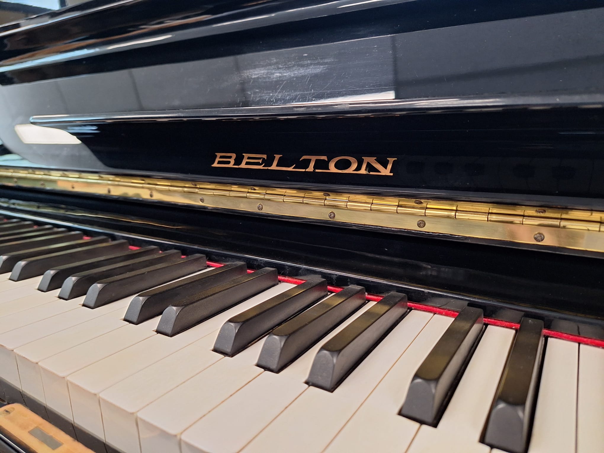 Belton piano te koop bij Arie Keijzer Piano's