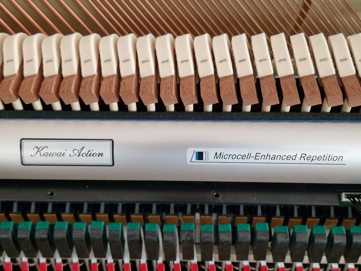 Heerlijk spelend mechaniek met snelle repetitie Heerlijk spelend mechaniek met snelle repetitie