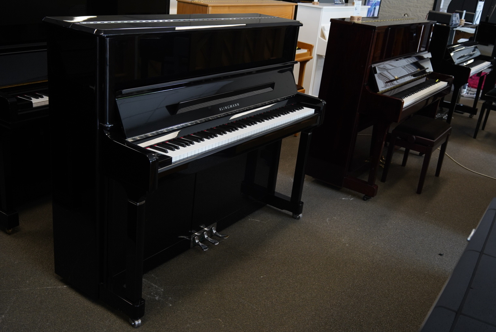 Klingmann piano hoog model te koop