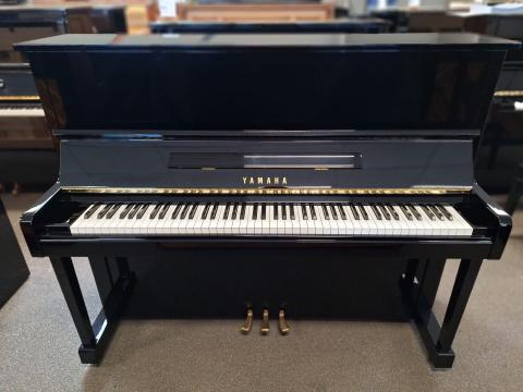 Yamaha U10BL piano - Arie Keijzer