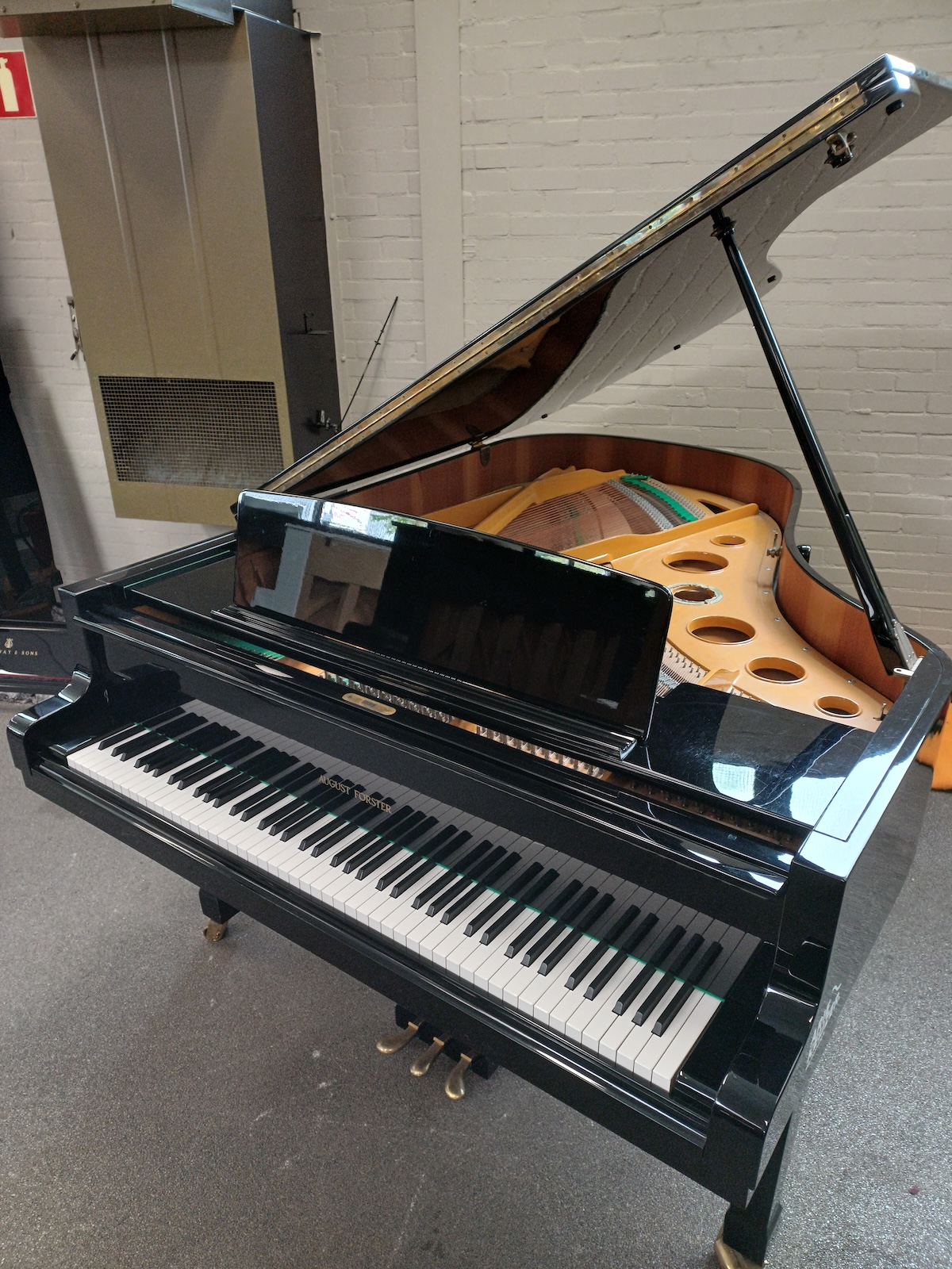 August Forster vleugel te koop