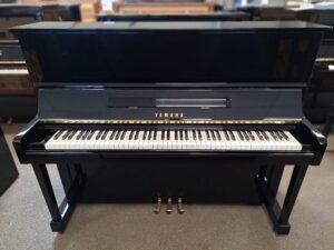 Yamaha U1 piano bouwserie U10BL