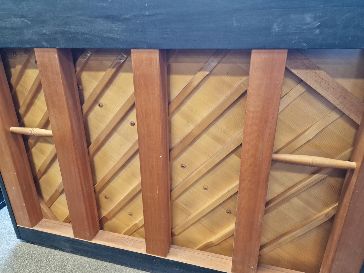 Yamaha SU118C piano - Afbeelding 5