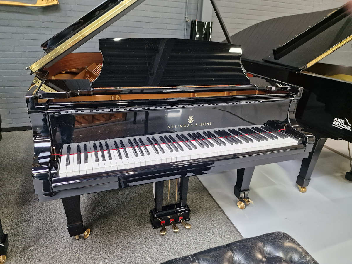 Steinway & Sons vleugel Model A – 188 cm